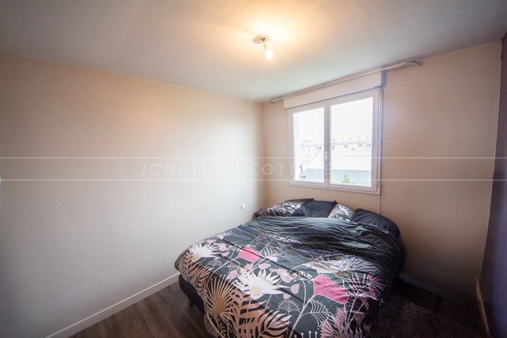 BEL APPARTEMENT LUMINEUX - PETIT IMMEUBLE- CALME - 2 CHAMBRES - SANS VIS A VIS - DALLE BETON photo 5